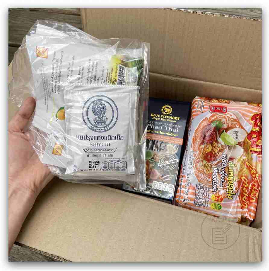 【購物實測】PChome Thai 泰國購物 代購 - 小件商品被裝成一袋